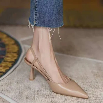 2022 Нови летни Модни Дамски Сандали с остри пръсти в ретро стил, кайсиев цвят Baotou Обувки на висок ток с каишка и катарама от Дамски сандали на Висок ток